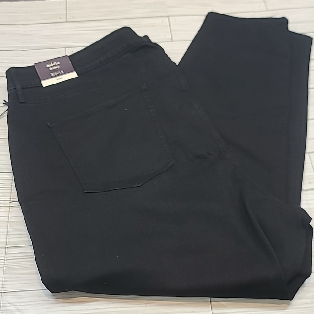 AVA & AVI black mid-rise skinny jeans